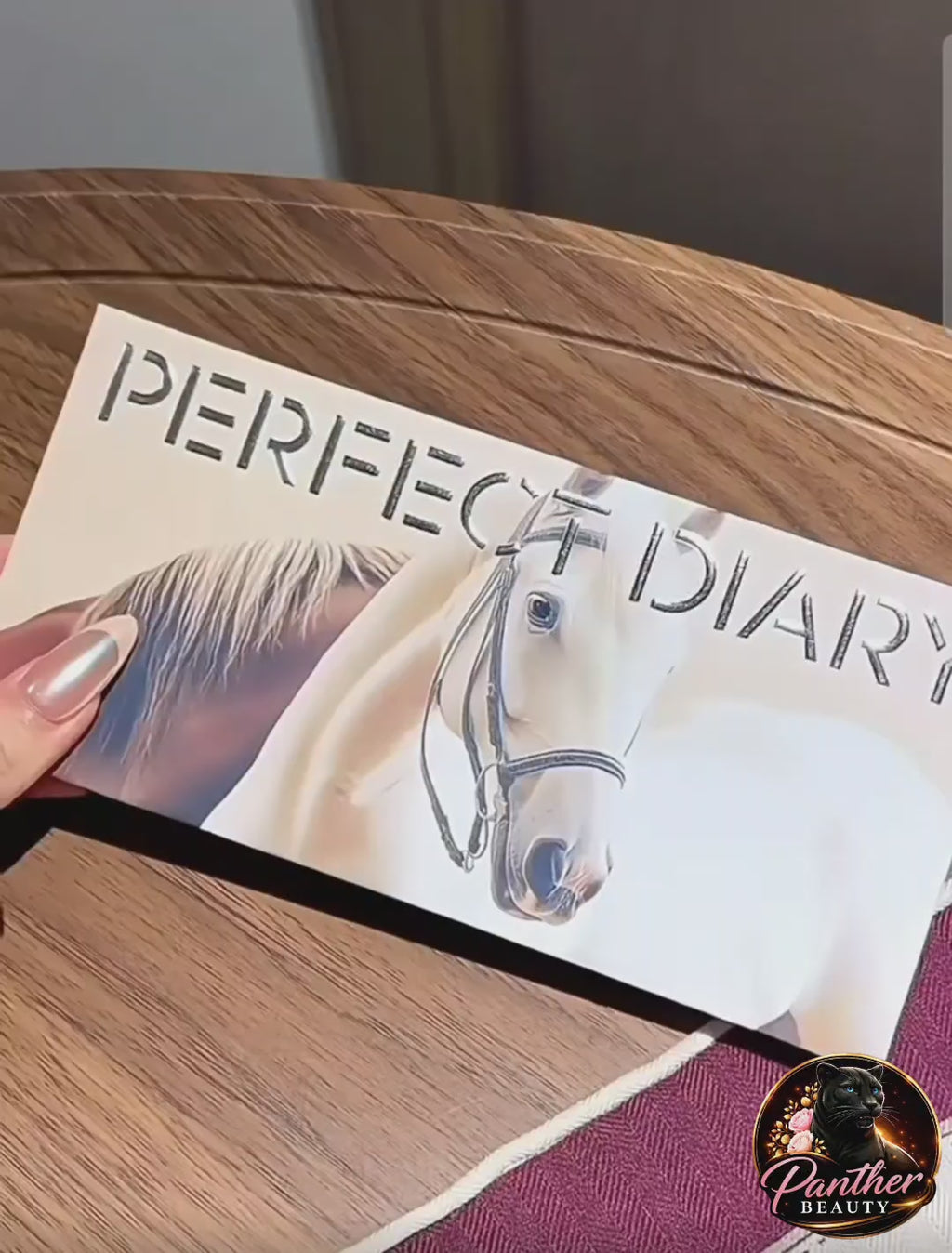 PERFECT DIARY Paleta de Sombras Ojos - Explorer 15 Horse