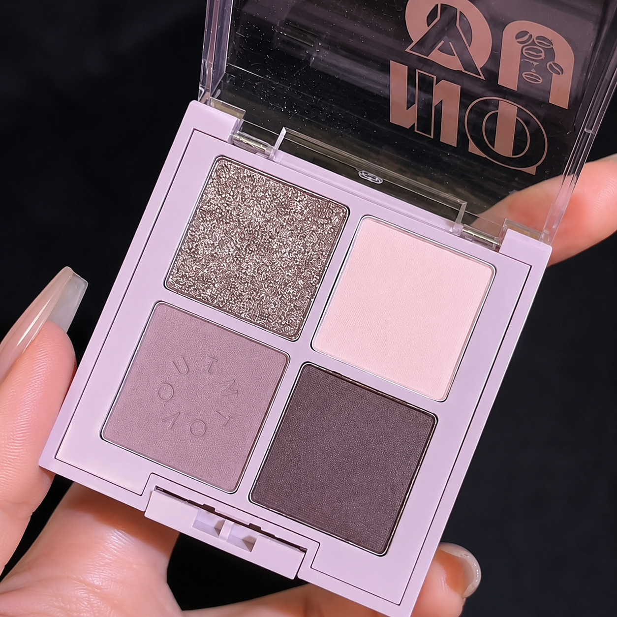 INTO YOU Paleta de Sombras 4 Tonos Glitter & Matte